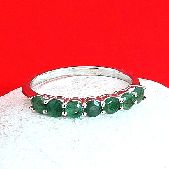 Natural Emerald 2.5mm 925 Sterling Silver Band - Picture 5 of 11